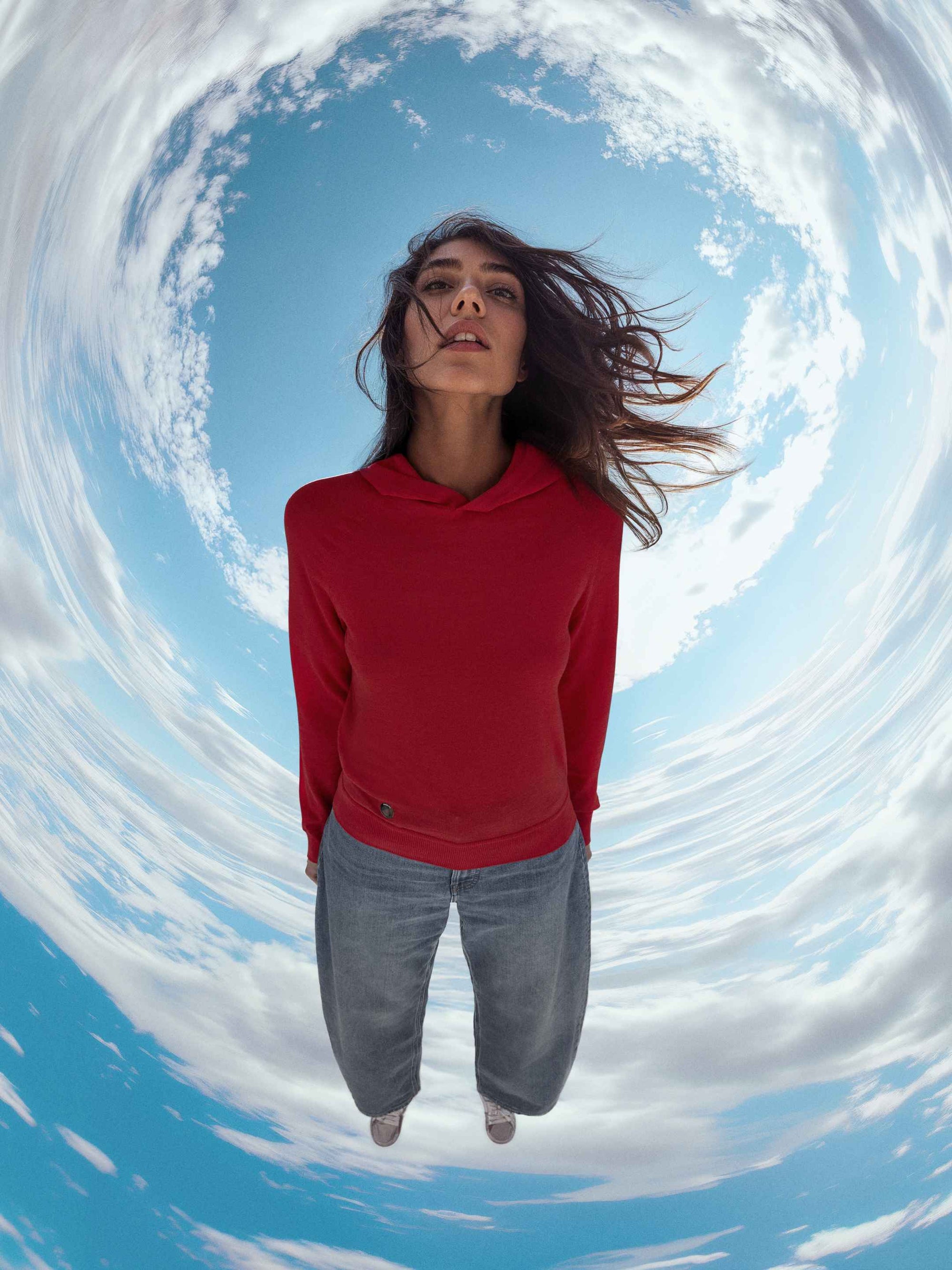 The Ultra-Light Hoodie - Poppy Red